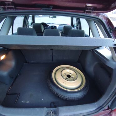 Mazda: Mazda Familia: 1998 г., 1.5 л, Механика, Бензин, Хэтчбэк — 15