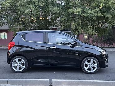 spark 2018: Chevrolet Spark: 2017 г., 1 л, Бензин, Хэтчбэк — 5