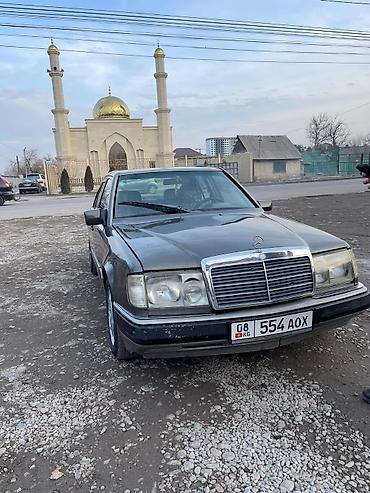 Mercedes-Benz: Mercedes-Benz W124: 1990 г. — 4