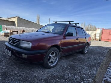 Volkswagen: Volkswagen Vento: 1995 г., 1.8 л, Механика, Бензин, Седан