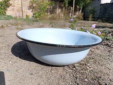 Другие емкости: Тазы СССР Алюминий - 1600 сом Латунь - 2500 сом Эмаль большой - 350 — 8