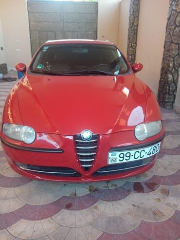 Alfa Romeo: Alfa Romeo 147: 1.8 l | 2001 il | 358000 km Hetçbek