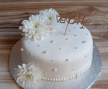 Konditorski proizvodi, slatkiši: Dekorisana rođendanska torta sa motivima fudbala i natpisom "10 Joj" — 7