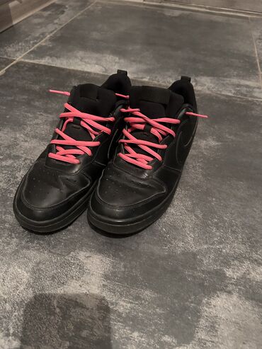 Кроссовки и спортивная обувь: Мужские кроссовки, 39.5, Nike, Б/у, цвет - Черный, Платная доставка, Самовывоз
