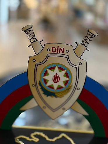 Masaüstü dəstlər: Masaüstü dəst – “DİN Azərbaycan” temalı - Kompozisiya: qara parlaq — 3