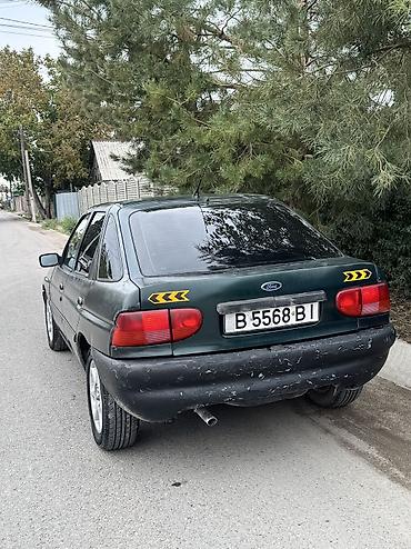 escort: Ford Escort: 1996 г., 1.6 л, Механика, Бензин, Хэтчбэк — 3