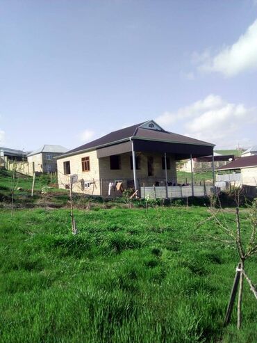 Həyət evləri və villaların satışı: 8 otaq, 1 kv. m — 10