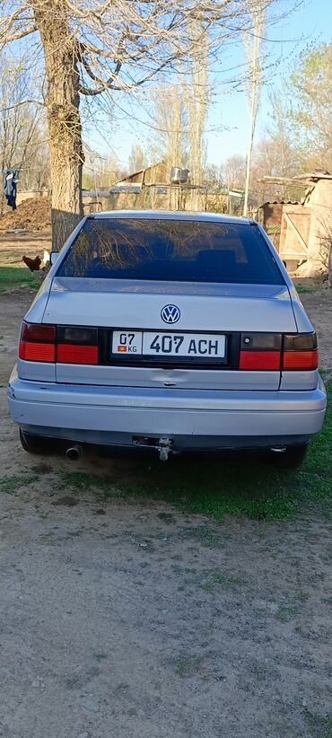 фольцваген пассат b 3 1993г: Volkswagen Vento: 1996 г., 1.8 л, Механика, Бензин, Седан