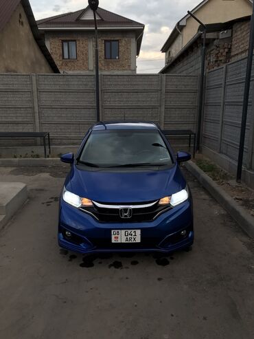 Honda: Honda Fit: 2016 г., 1.5 л, Типтроник, Бензин, Хэтчбэк