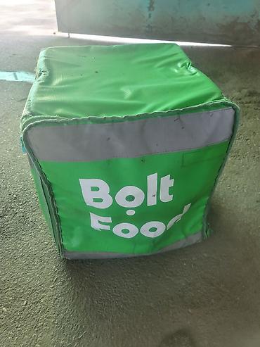bolt food canta: Bolt food çantası, termo çanta satılır. Çiyinə taxılan qulpları yoxdu — 6