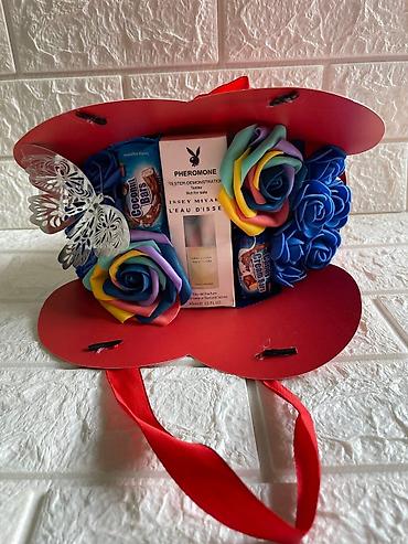 Praznična dekoracija: 🌸🌷 cvetni box setovi 🌷🌸 tražiš savršen poklon koji ostavlja bez daha? — 1