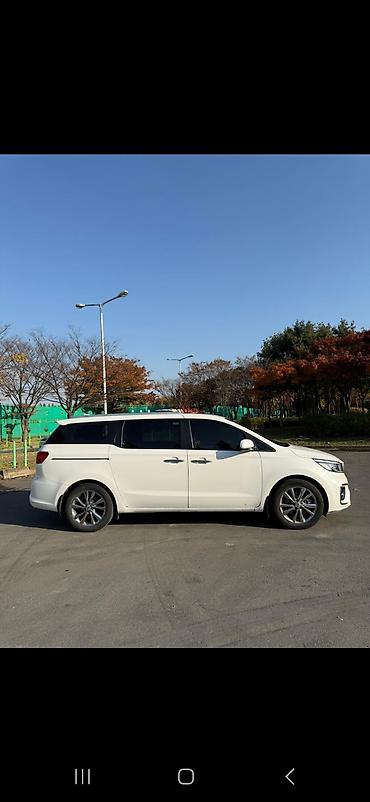 Kia: Kia Carnival: 2019 г., Минивэн — 4