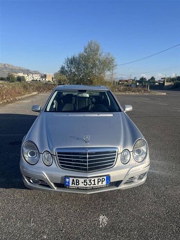 Mercedes-Benz: Mercedes-Benz E 200: 2.2 l. | Λιμουζίνα