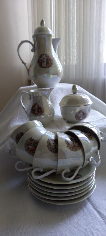 Nahar dəstləri və servizlər: Nahar dəsti, Farfor, Madonna, 38 nəfərlik, Almaniya — 12