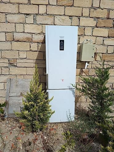 et cəkən maşın: İşlənmiş 2 qapılı Hotpoint Ariston Soyuducu Satılır, rəng - Ağ — 2