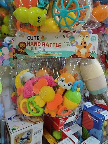 прорезыватель: Набор детских погремушек Cute Hand Rattle - Разноцветные погремушки и — 1