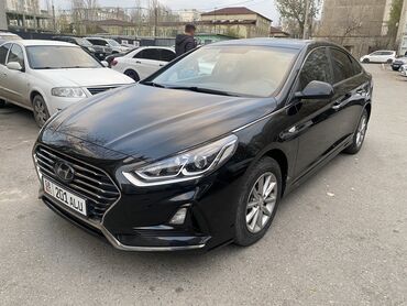 черный hyundai: Hyundai Sonata: 2018 г., 2 л, Автомат, Газ, Седан