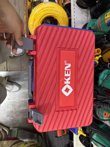 Наборы электроинструментов: Набор 4в1 Набор аккумуляторных инструментов в прочном кейсе. В — 6