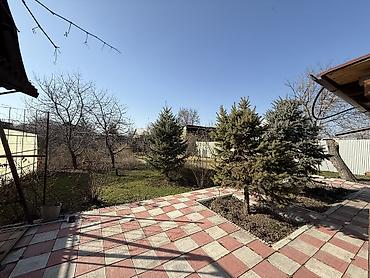 Продажа коттеджей и домов: Продается большой дом, р-н ул.М.Гвардия/Восточная, с.Маевка at lalafo.kg — 28 Продажа коттеджей и домов: Продается большой дом, р-н ул.М.Гвардия/Восточная, с.Маевка — 28