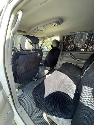 20 лет: Toyota Sequoia: 2004 г., 4.7 л, Автомат, Газ, Внедорожник — 8