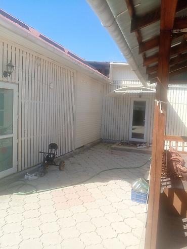 Продажа коттеджей и домов: Дом совхоз ала тоо с ремонтом,кондиционер,отопление комбинированный,3 — 6