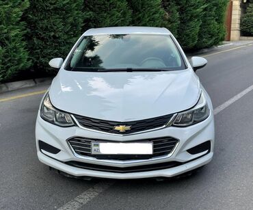 maşın şekilleri: Chevrolet Cruze: 1.4 l | 2018 il | 22222 km Sedan