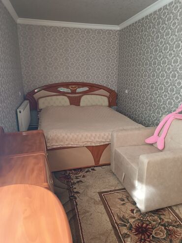 Uzunmüddətli kirayə mənzillər: Gəncə şəhərində Pasyolkada metallurq stadionunun üstünde 5mərtəbəli — 15