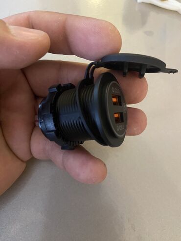 xacmazda ucuz avtomabiller: Avtomobil ucun elave usb yeri. Tezedi
