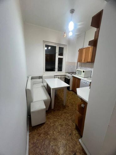 местоположение: 3 комнаты, 62 м², 105 серия, 4 этаж, Косметический ремонт