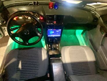 Mercedes-Benz: Mercedes-Benz C 280: 2.8 l | 1995 il Sedan — 5