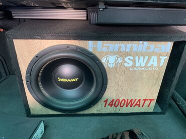 музыка в авто: Продаю буфер swat 1400ват состояние новое с усилком в комплекте. На