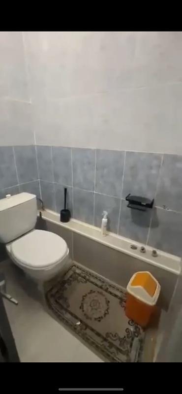 на короткий срок: Квартира берилет 1 балага с подселениям 3 комната общий квартира — 8