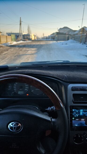 кичинекей машина: Toyota Avensis: 2003 г., 0.2 - engine capacity л, Механика, Дизель