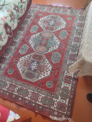 Старинные ковры: Старинный ковёр, 2 год, Иран, Состояние: Удовлетворительное