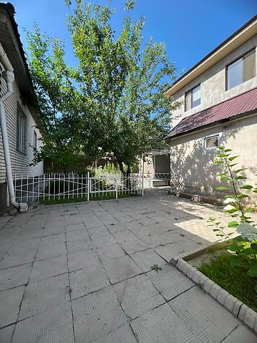Продажа коттеджей и домов: 4 комнаты, 135 м², 4 соток, Бишкек, Рухий Мурас ж/м Агентство недвижимости — 11