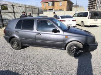 Volkswagen: Volkswagen Golf: 1993 г., 1.8 л, Механика, Бензин, Хэтчбэк — 2