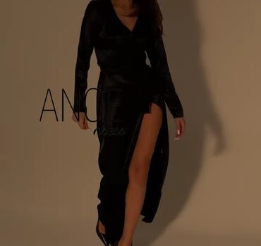 длинное черное платье: Вечернее платье, Коктейльное, Длинная модель, Атлас, С рукавами, L (EU 40)