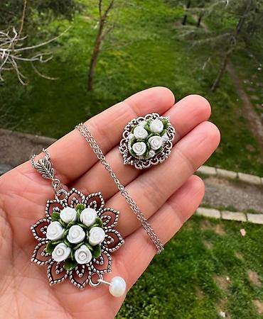 Наборы украшений: Новинка Комплекты: подвеска на цепочке, серьги, браслет; в некоторых — 7