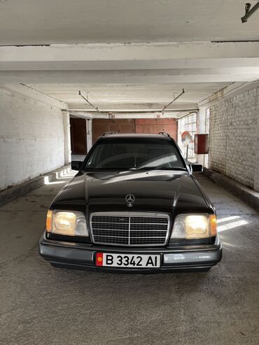 Mercedes-Benz: Mercedes-Benz 220: 1995 г., 2.2 л, Автомат, Бензин, Универсал