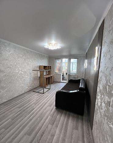 Продажа квартир: 1 комната, 35 м², 8 мкр 104 серия, 4 этаж, Свежий ремонт — 7