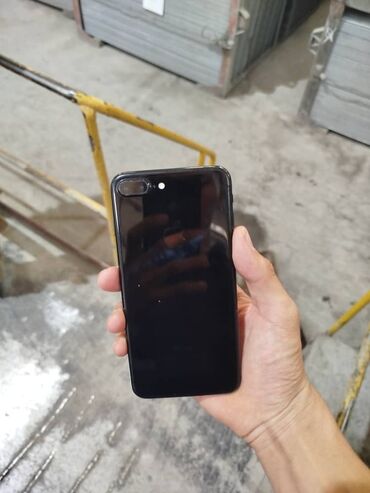 мониторы 34: IPhone 7 Plus, Б/у, 128 ГБ, Black Titanium, Чехол, 100 %
