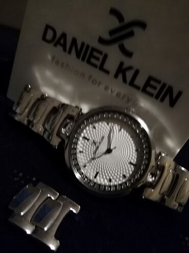 Wristwatches: Classic watch, Daniel Klein, Female