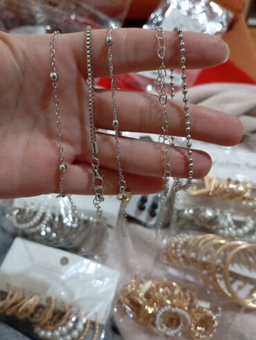 Torbe: Plišana torbica u obliku srca - Model: srce, mekani veštački krzneni — 127