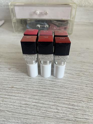 dior ətir: Помада Christian Dior. Rouge Dior. Оргинал. Тестер. Новая. Продаётся — 2