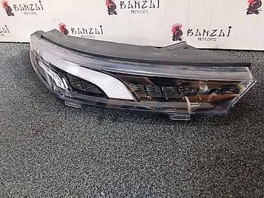 Передние фары: Передняя правая фара Б/у, Оригинал — 10