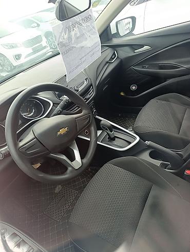 Chevrolet: Chevrolet Onix: 2020 г., 1 л, Автомат, Бензин, Седан — 9