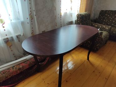 iki nəfərlik yazı masası: Qonaq masası, İşlənmiş, Açılmayan, Oval masa