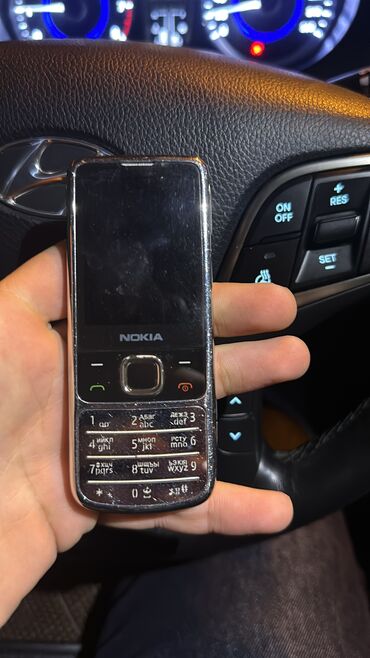 nokia e90 communicator: Nokia 6700 Slide, 2 GB, rəng - Gümüşü, Düyməli