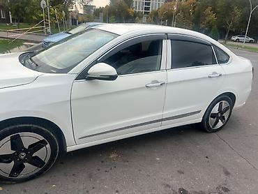 Комплект дефлекторов окон (ветровики) для автомобиля dongfeng e70