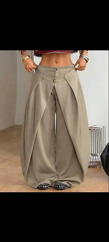 jordan helanke: Fa, Ženske široke pantalone sa preklopom – avangardni kroj - Model — 3